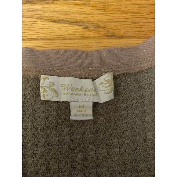 Weekend Suzanne Betro, Woman's tan waffle knit long sleeve top size medium - Picture 4 of 8